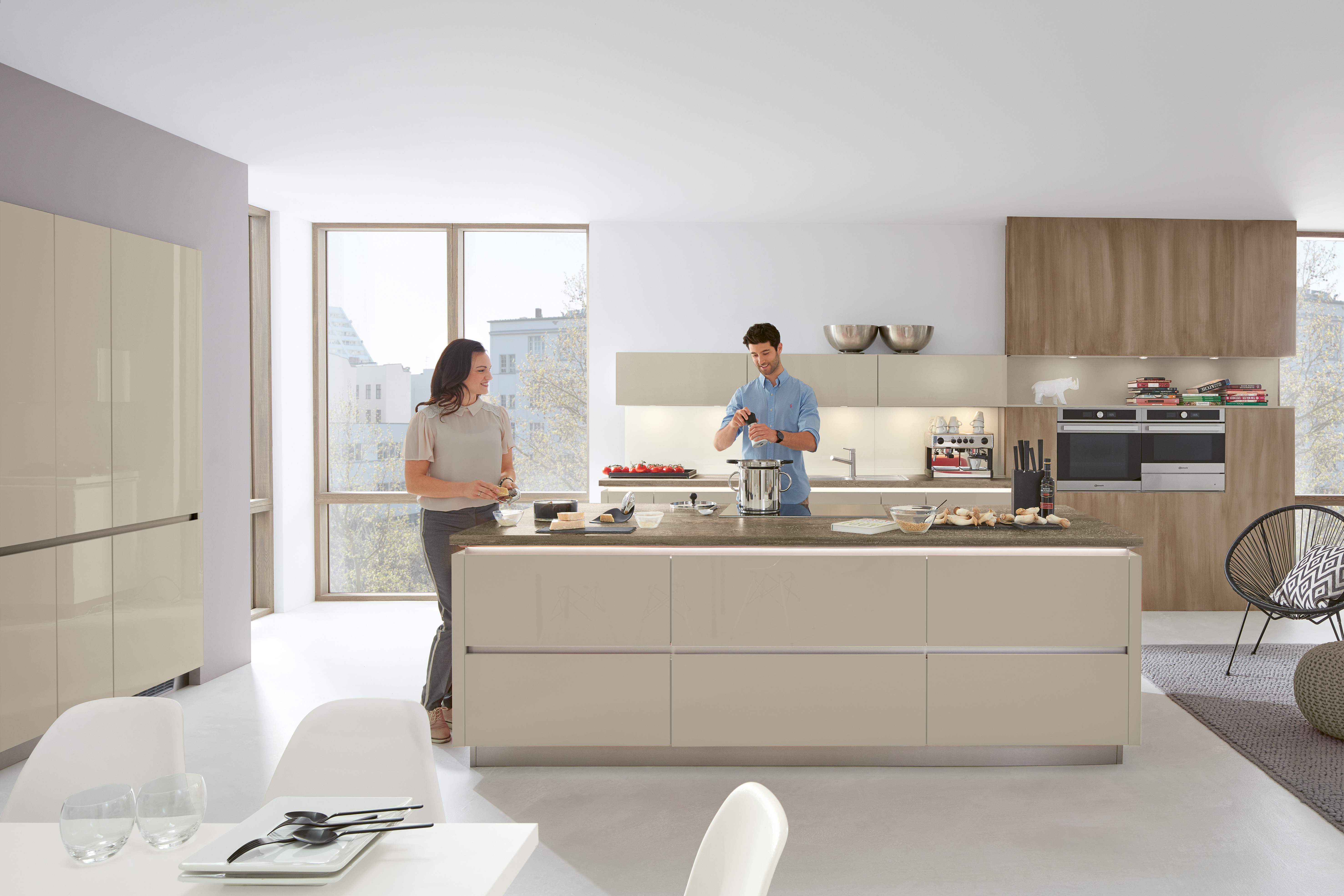 Bright handleless kitchen with island